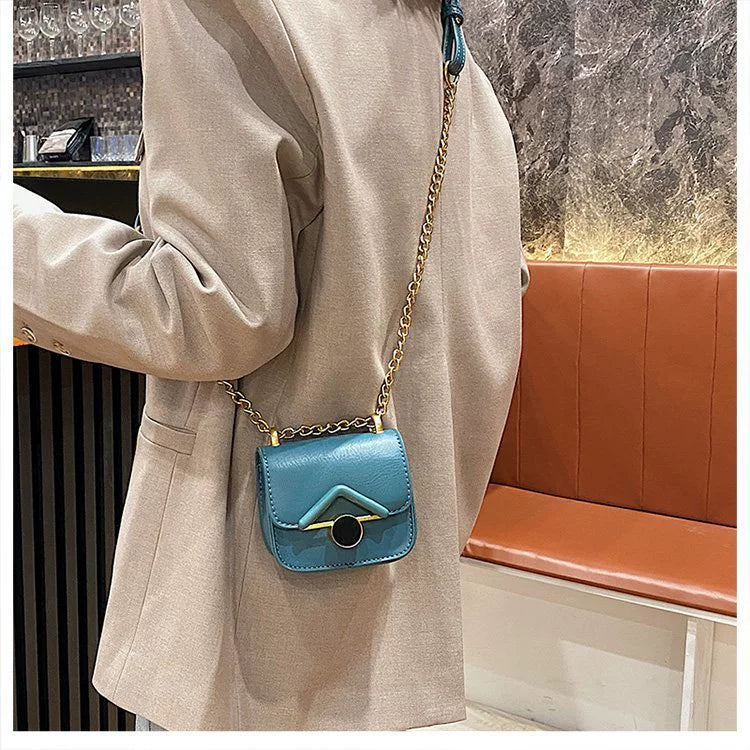 Niche Design Texture Bag Women 2023 New Fashion Messenger Bag Mini Lipstick Bag Shoulder Chain Small Square Bag