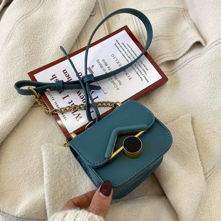 Niche Design Texture Bag Women 2023 New Fashion Messenger Bag Mini Lipstick Bag Shoulder Chain Small Square Bag